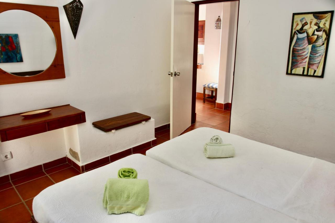 Villa Jacaranda - 550M From The Beach - Free Wifi - By Bedzy Albufeira Luaran gambar